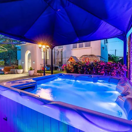 In I Apartament Sukošan