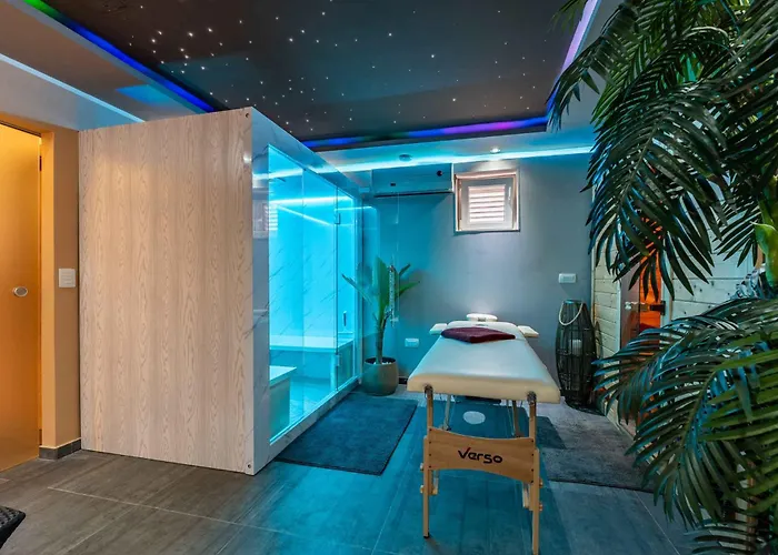 Apartment In I *